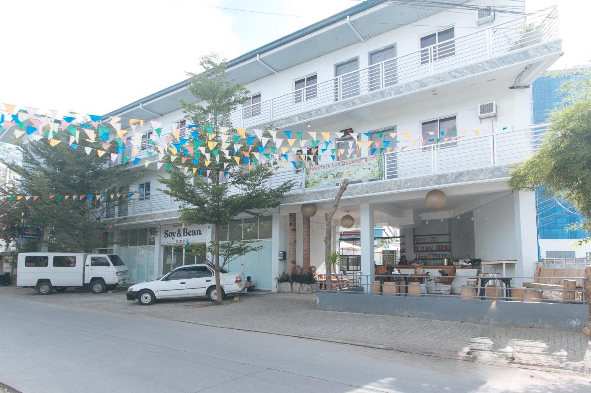 Reddoorz At Fat J Apartelle Mactan Cebú Exterior foto